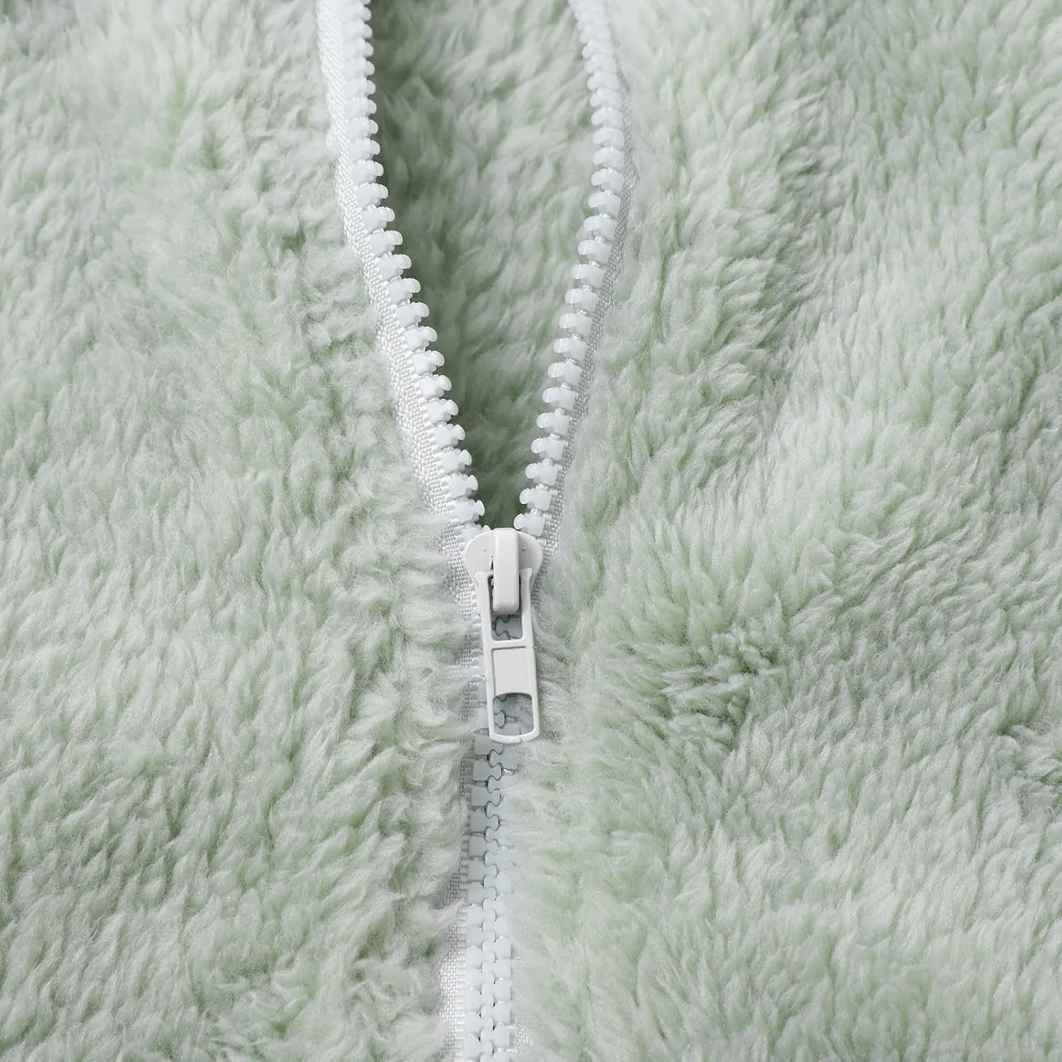 Womens Full Zip Sherpa Fleece Jacket Solid Color Fuzzy Teddy Coat Lightweight Warm Winter Casual Outfits with Pockets